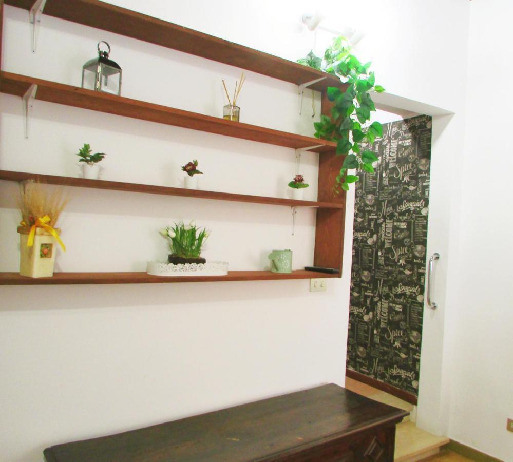 Colosseum Country Chic Apartment โรม ภายนอก รูปภาพ