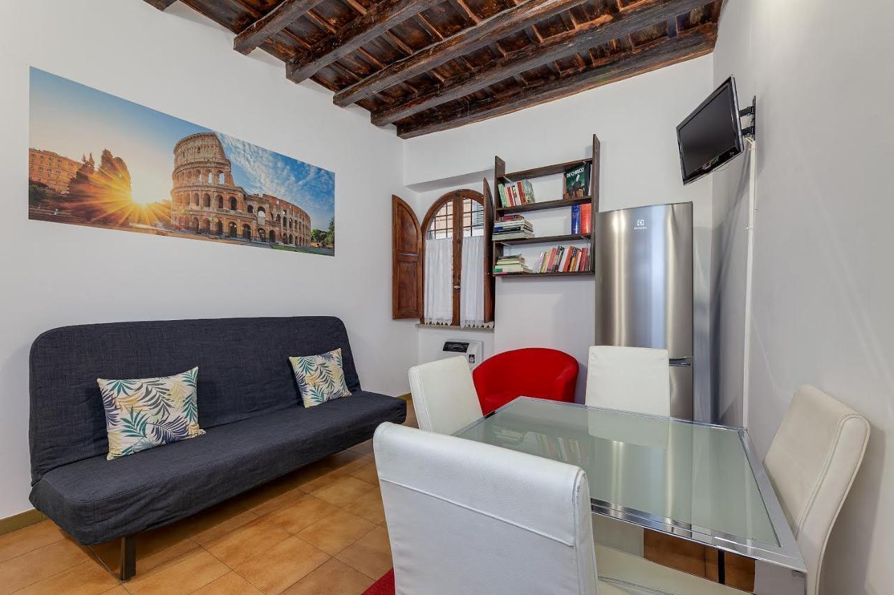 Colosseum Country Chic Apartment โรม ภายนอก รูปภาพ